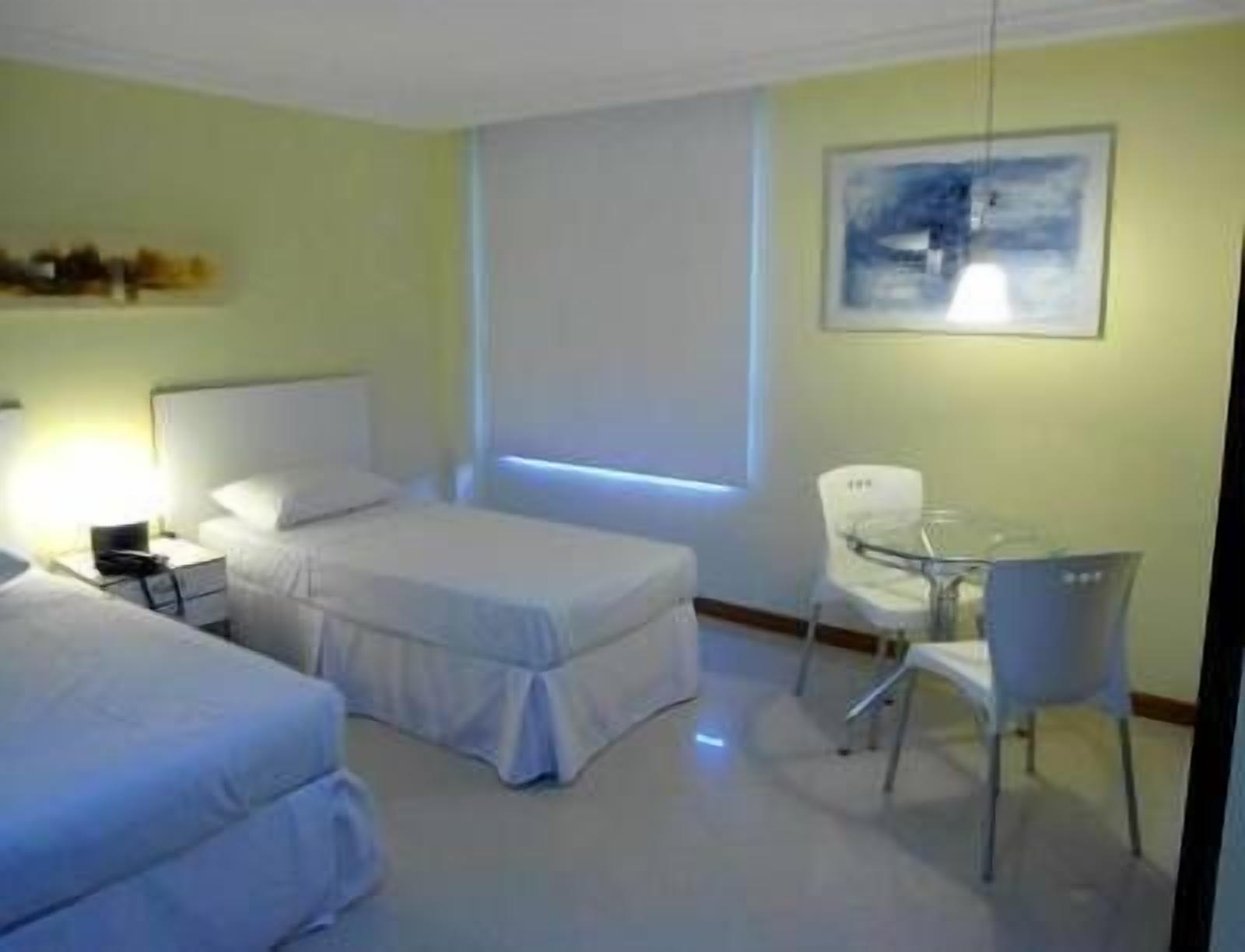 Quarto Duplo